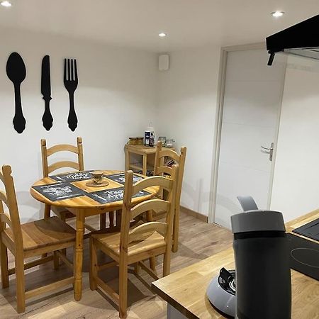 Appart 2 Pieces 35M2,Centre Ville, Parking Gratuit Bourges Exterior foto