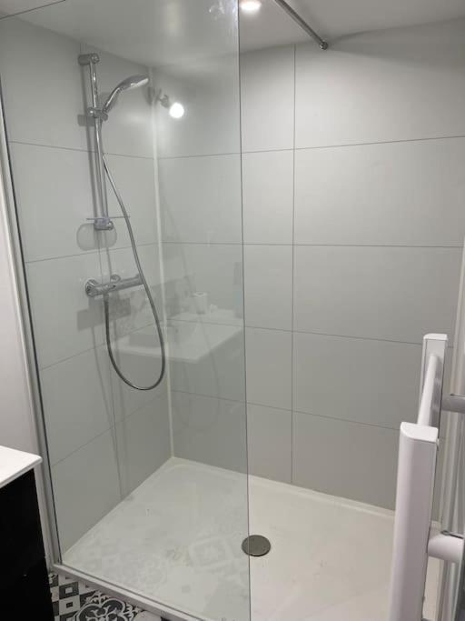Appart 2 Pieces 35M2,Centre Ville, Parking Gratuit Bourges Exterior foto